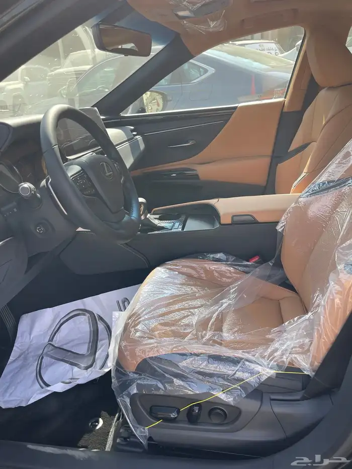 لكزس ES 350. الساير 2025. CA. بالكاش والاقصاد 6