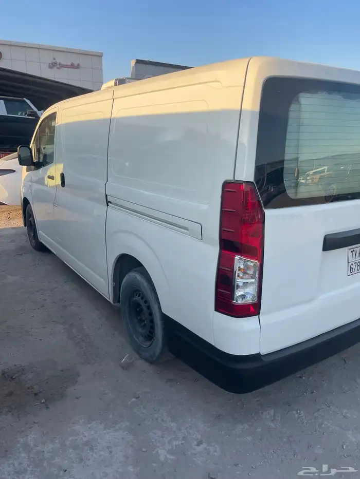 للبيع هايس باص ثلاجة موديل 2021 ممشي 300 3