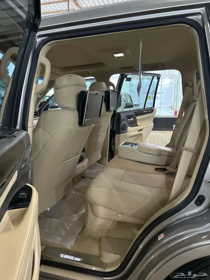 لكزس 2019 سعودي 20