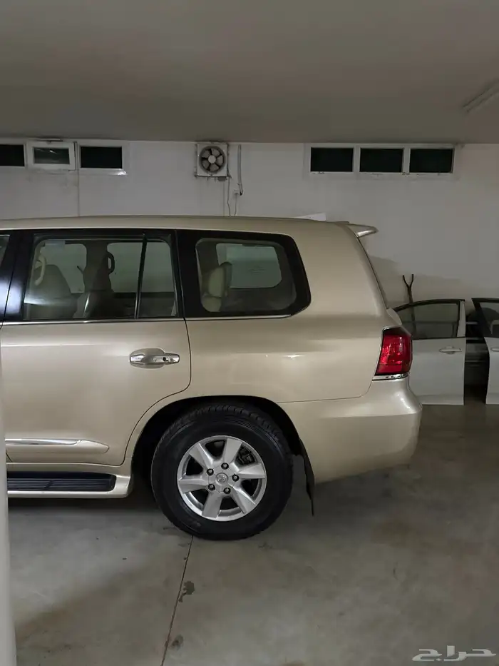 جيب لكزس 2008 ذهبي - نظيف وممشى جميل 6