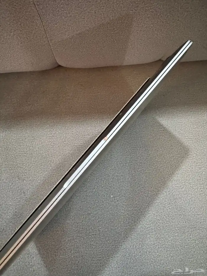 ماك بوك اير معالج M1 ورام 8 بسعر 2500 ريال فقط قابل للتفاوض 3