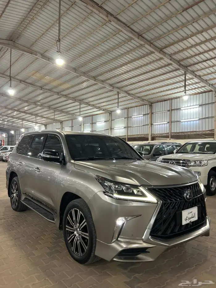 لكزس 2019 سعودي 7
