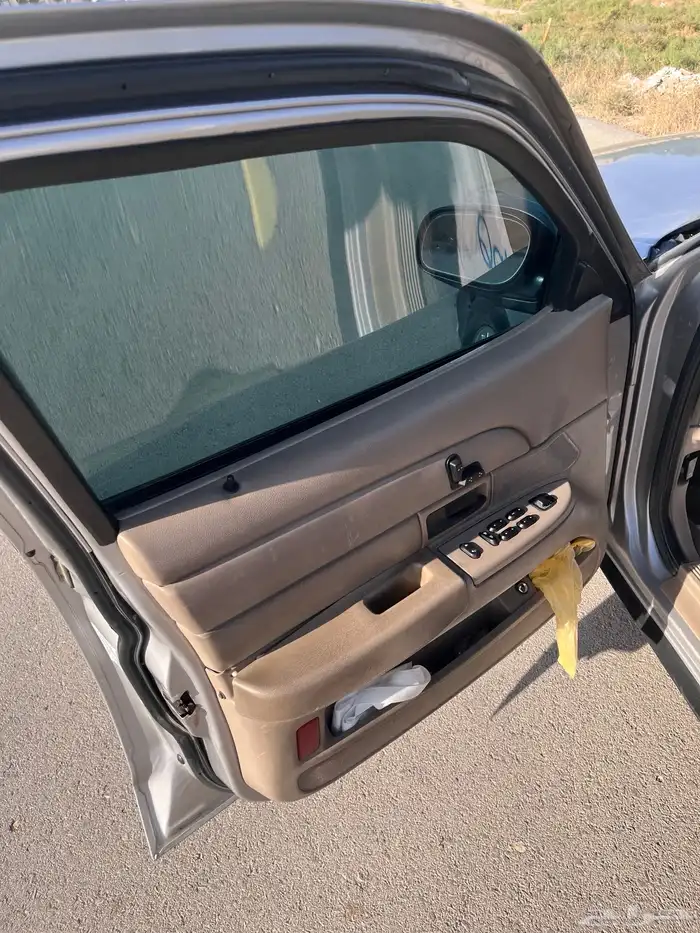 فورد فكتوريا 2005 ممشى قليل 8