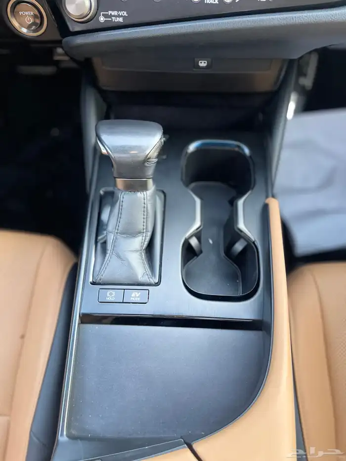 لكزس-ES300h-2023(ممشي48الف)لحاله الوكاله 24