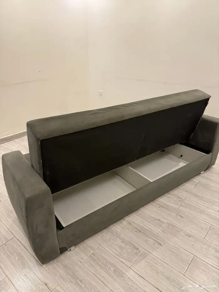 كنب مستخدم يتحول لسرير مع مخزن 1