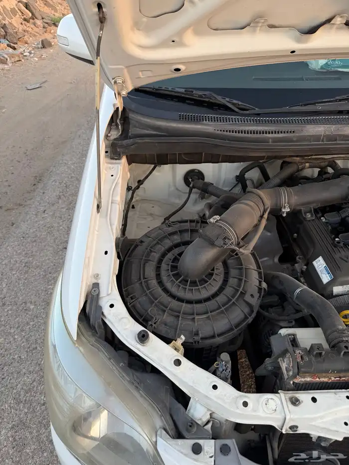 تايوتا انوفا 2015 20