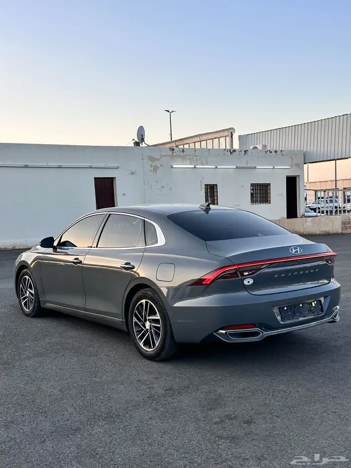 هوانداي ازيرا 2022 بنزين بطاقه جمركيه وارد كوريا 14