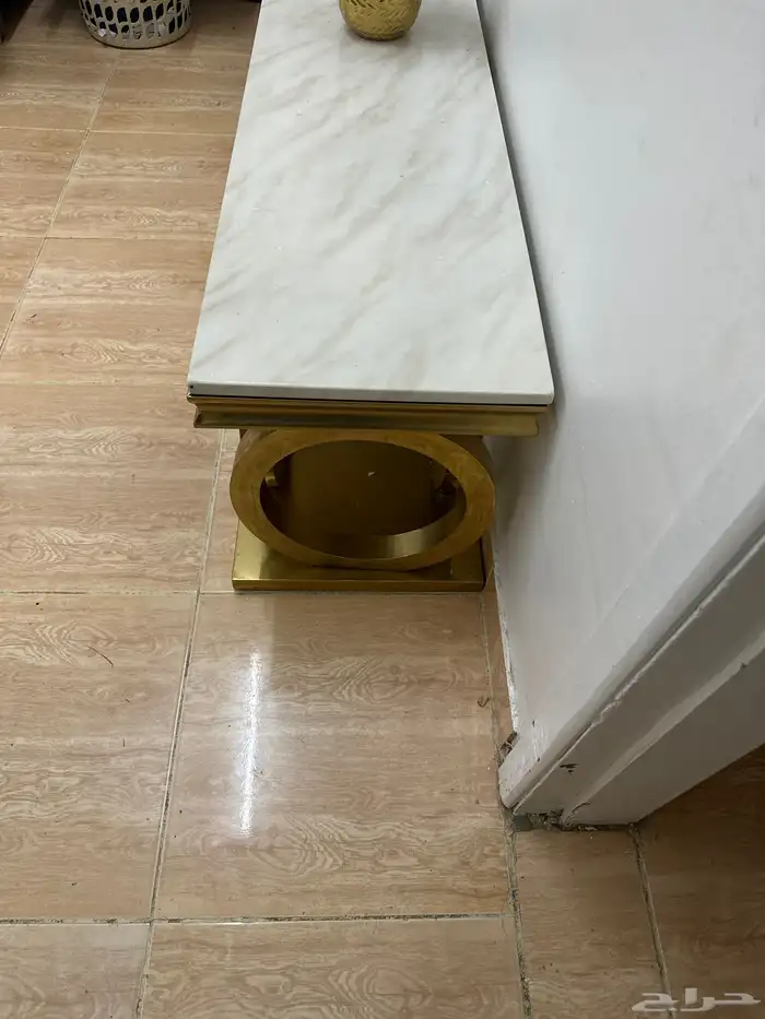 طاوله رخاميه نضيفه 1