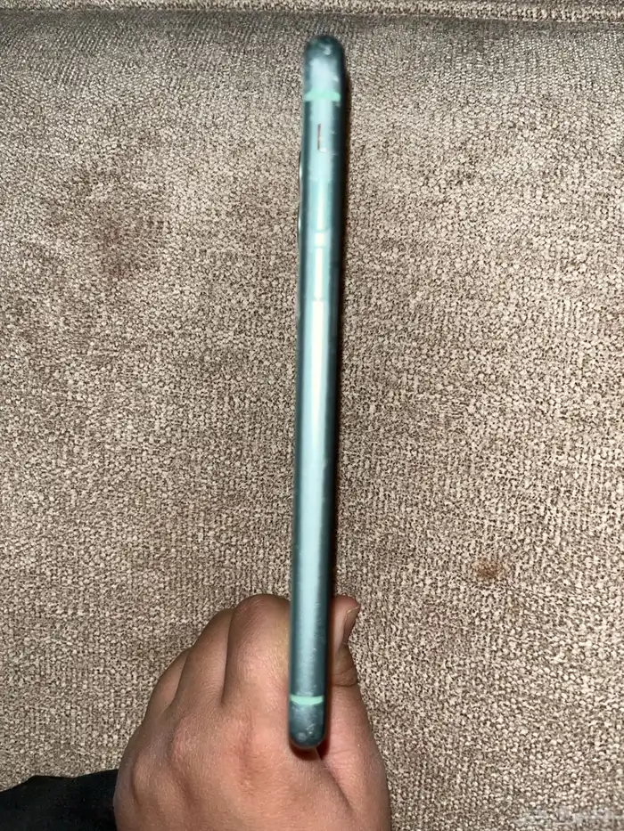 ايفون 11 عادي اخضر 128 قيقا البطاريه 75 1