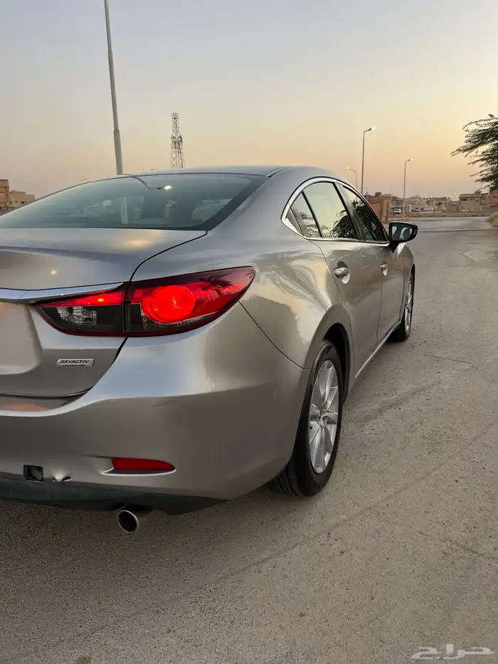 مازدا 6 عداد قليل (2015). 11