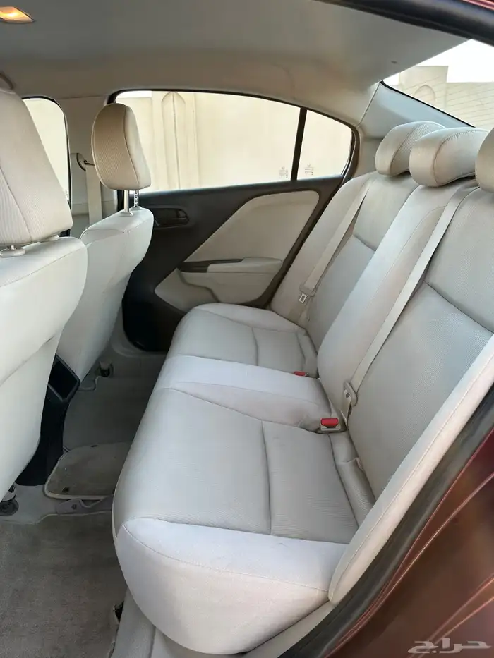 هوندا سيتي 2017 نظيف 16