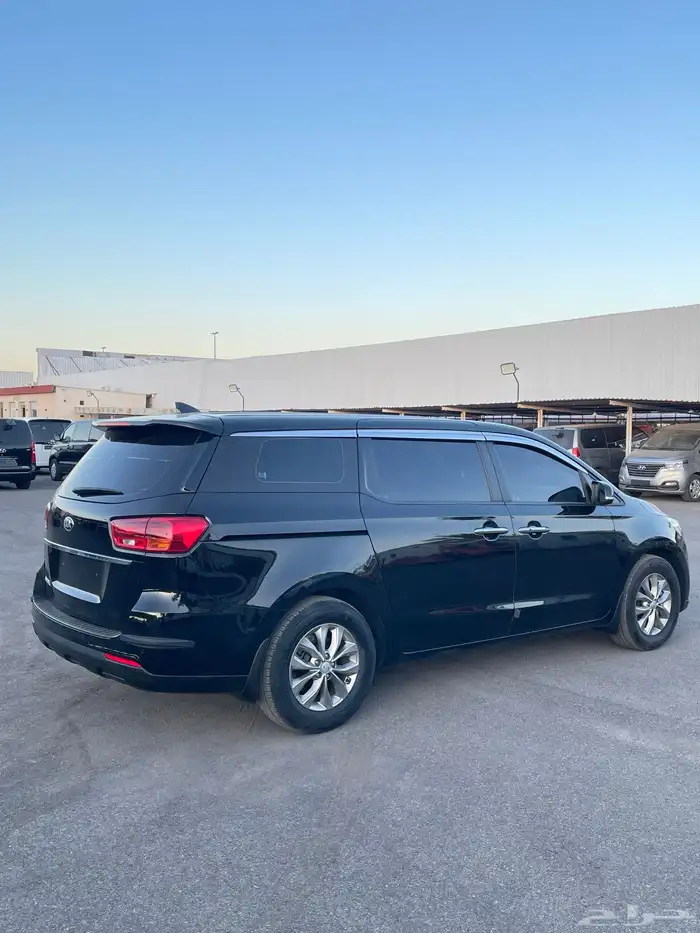 كيا كارنفال 2020 ديزل بطاقه جمركيه وارد كوريا 5