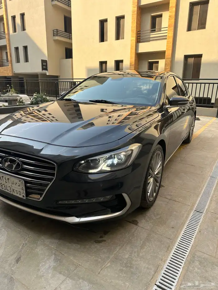 هيونداي أزيرا 2018 للبيع ماشاءالله في مة النظافة 9