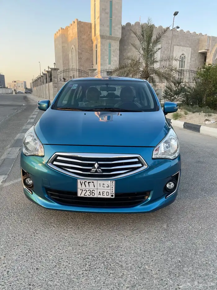 ميتسوبيشي اتراج 2020 ماشي قليل 32 الف 1