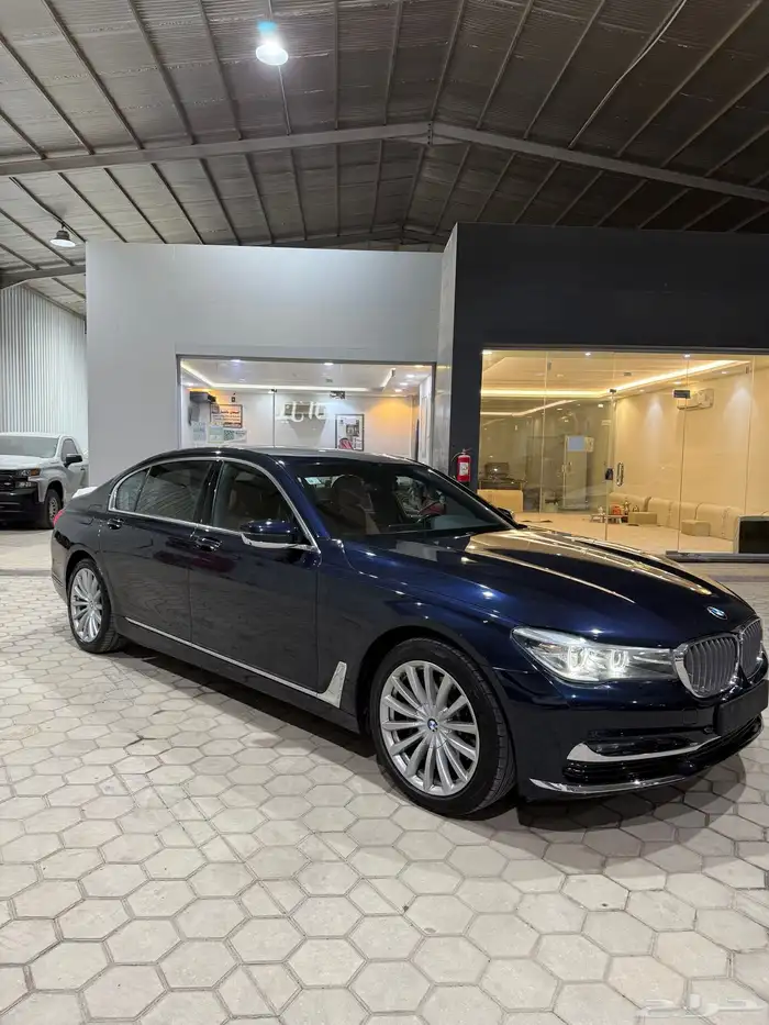 للبيع بي ام موديل 2016 730 6