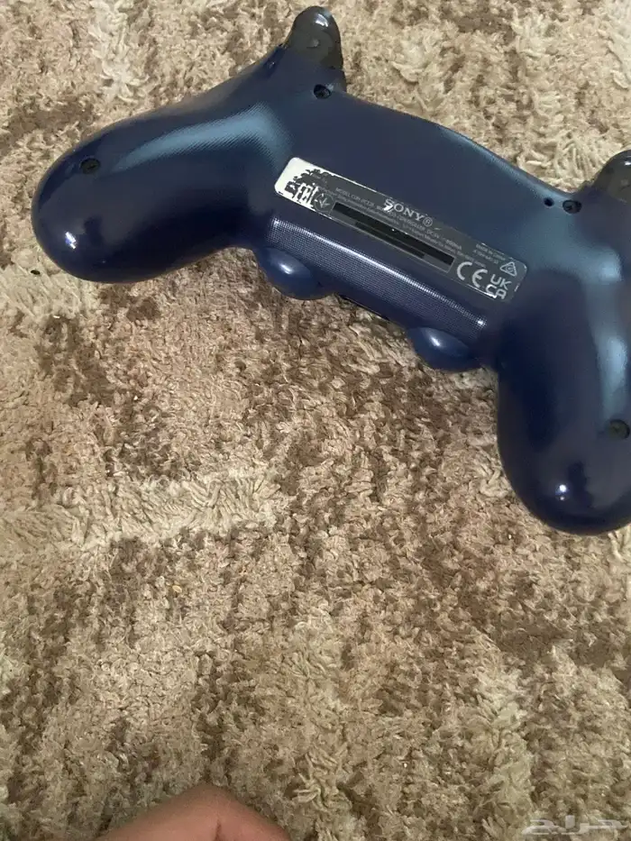 يد سوني فور للبيع ب 50 2