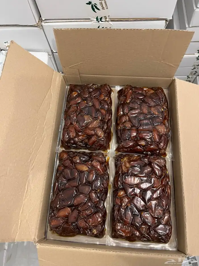 تمر إخلاص الخرج VIP من إنتاج مزرعتنا الخاصه ويوجد توصيل 1