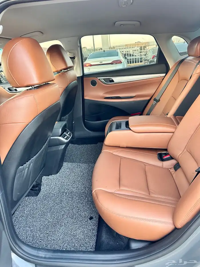 هوانداي ازيرا 2022 بنزين بطاقه جمركيه وارد كوريا 8