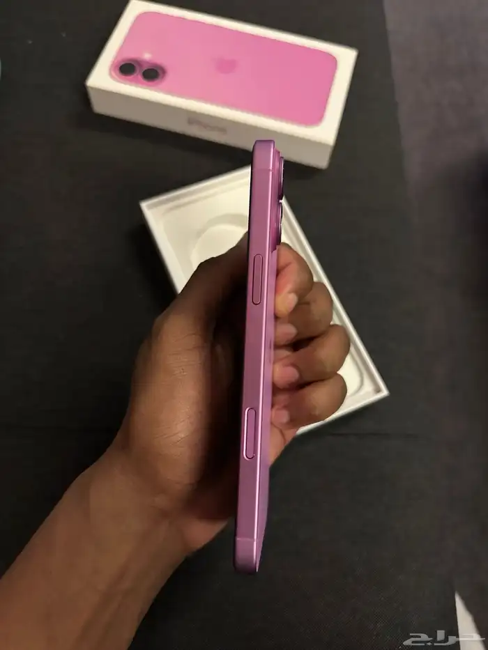 آيفون 16 بلس 1