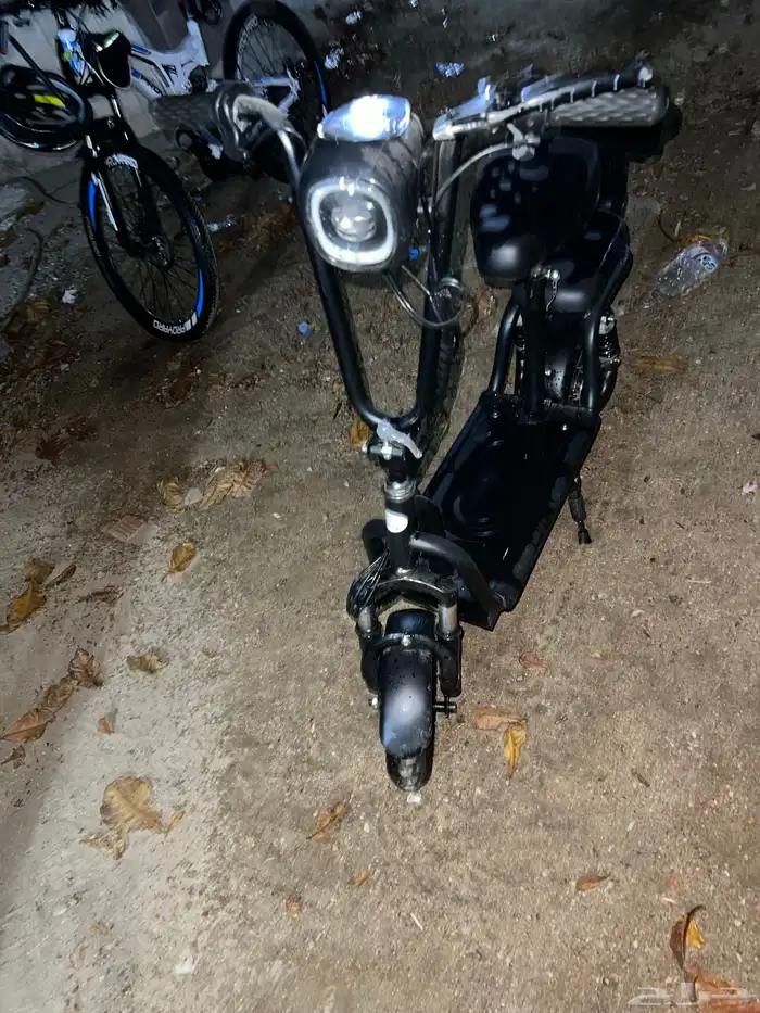 للبيع سكوتر ابو سلة و دراجه رياضيه 3