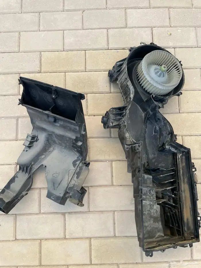 جرم ثلاجة فورد ايدج الاصليه 2013 3