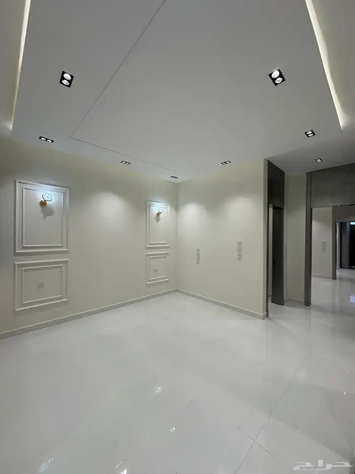 للبيع شقق ارضيه بمدخل مستقل بحى المعارض خميس مشيط 8