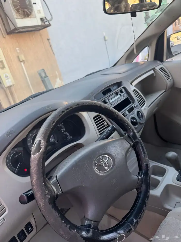 انوفا تويوتا 2010 0