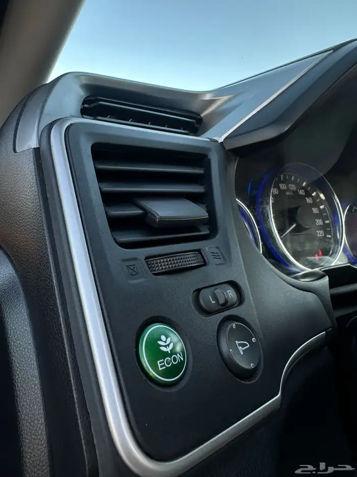 هوندا سيتي 2017 نظيف 14