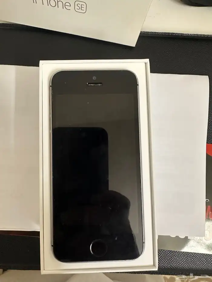 ايفون SE 3