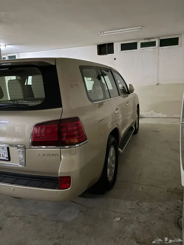 جيب لكزس 2008 ذهبي - نظيف وممشى جميل 2