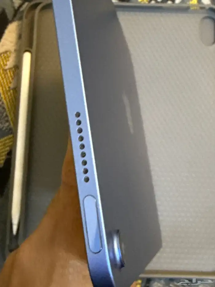 ايباد الجيل العاشر نضيفه مافيه شي ولا كسر ولا خدش 2