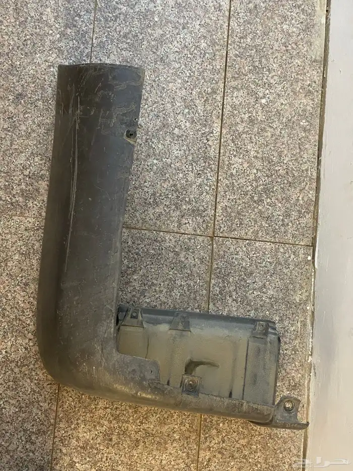 باب شنطه وعلاق اسبير وشبك وصدام امامي وقزاز خلف ب جانبي مع 23