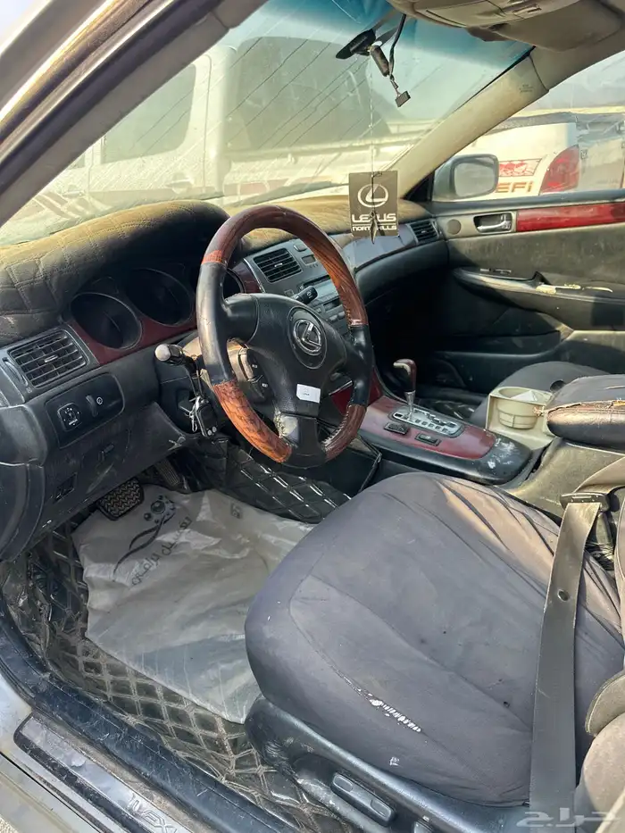 لكزس اي إس 3