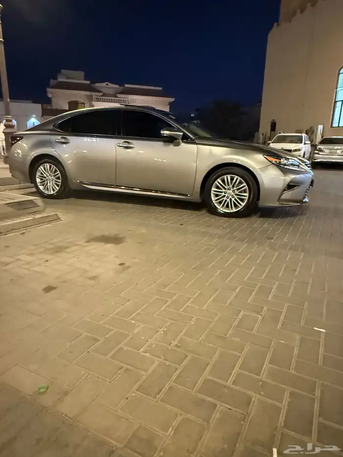 لكزس es 2017 DD للبيع 2