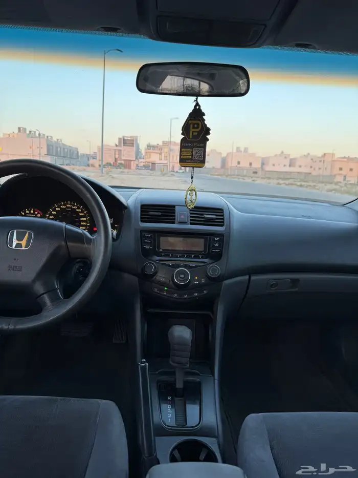 هوندا اكورد فضي 2007 للبيع 17