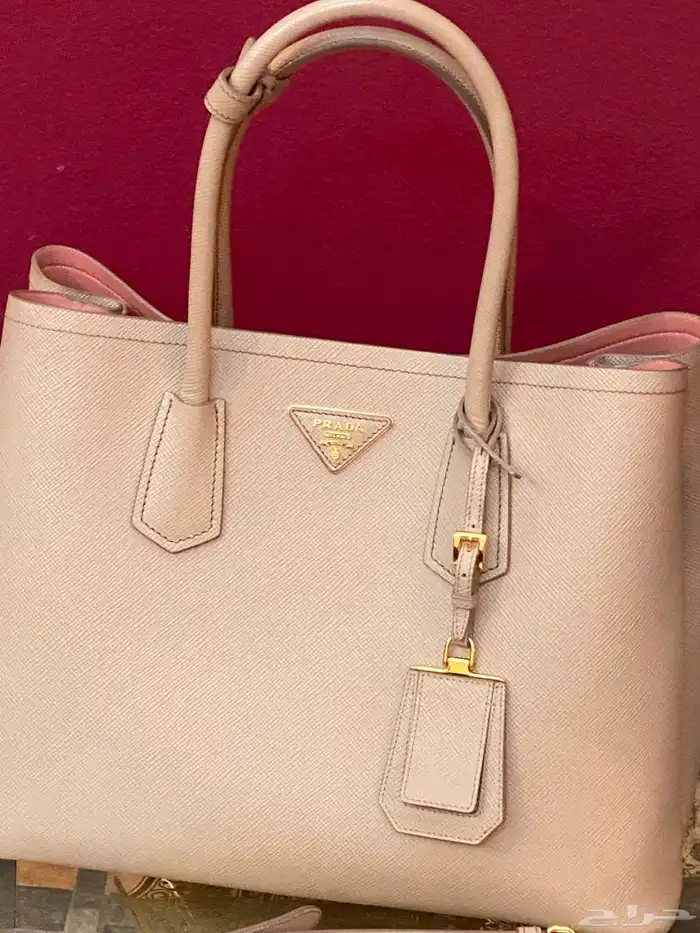 شنطه كبيره برادا 1