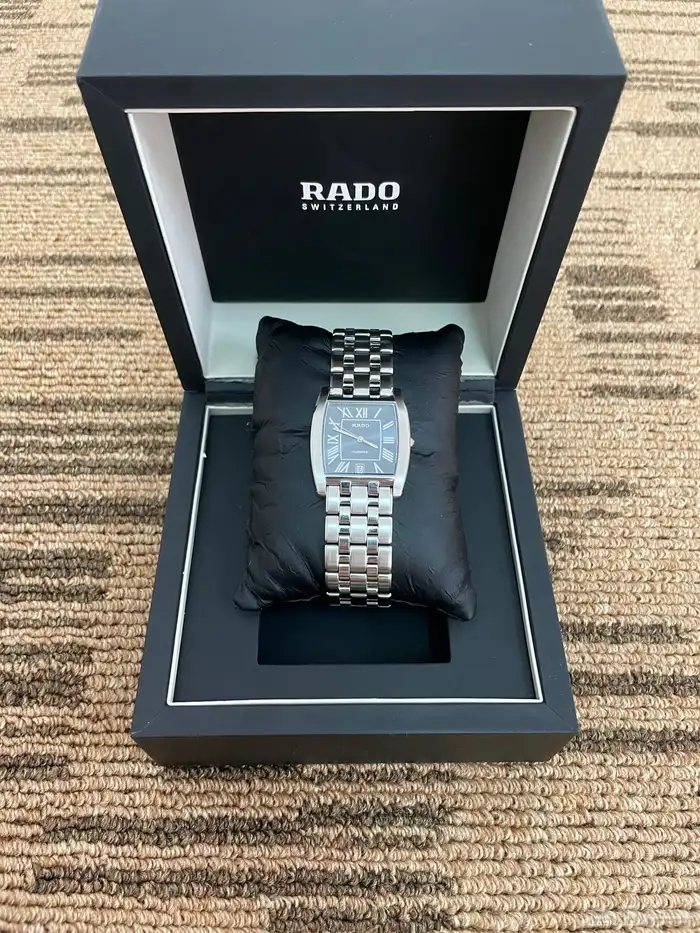 ساعة رادو فلورنس مربع رجالي اخت الجديده 0