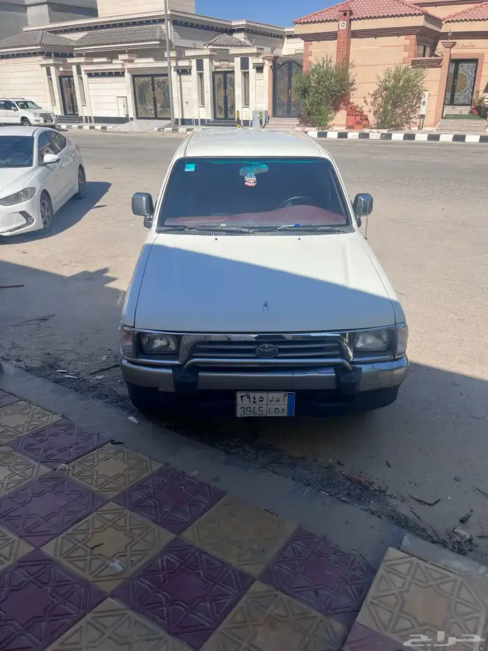 هايلكس للبيع 1