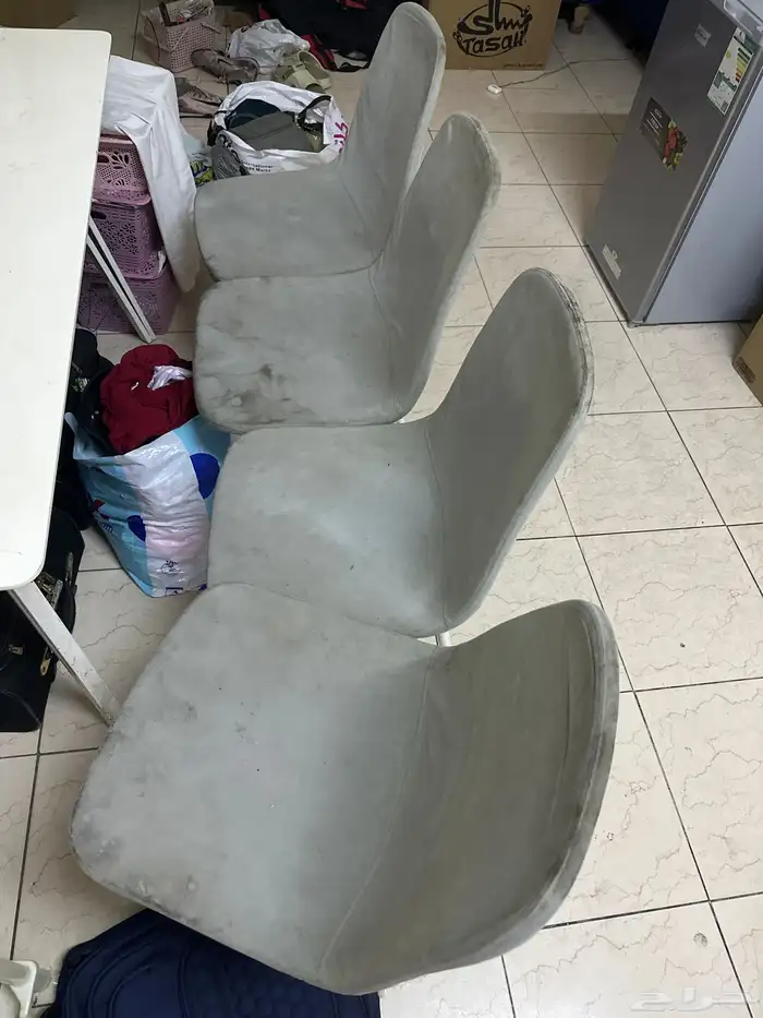 للبيع كنب سراير وطولة 12