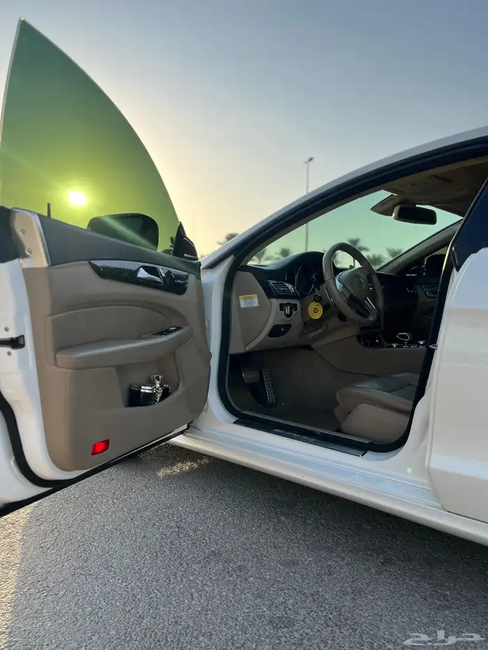 مرسيدس CLS63 AMG 2012 4