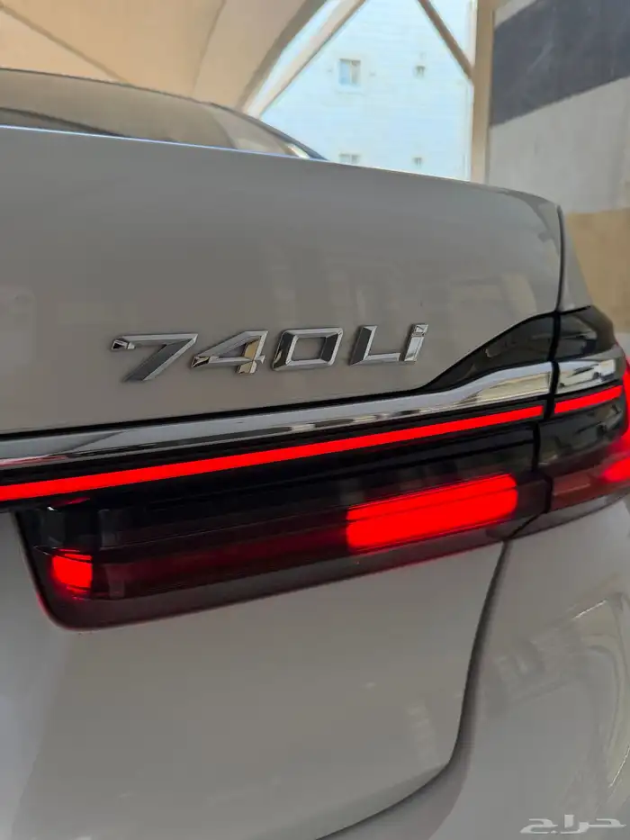 بي ام دبليو 2020 _740Li 0