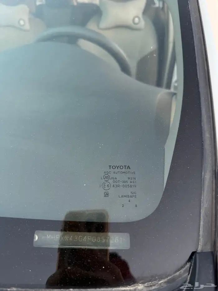 تايوتا انوفا 2015 17