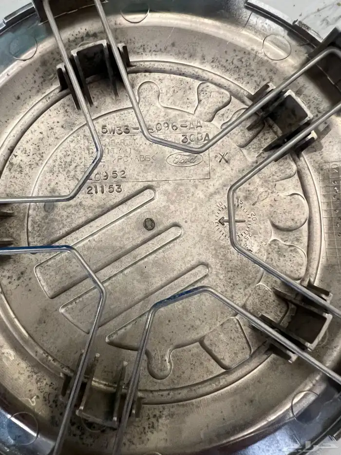 اغطية جنوط فورد قراند ماركيز 2