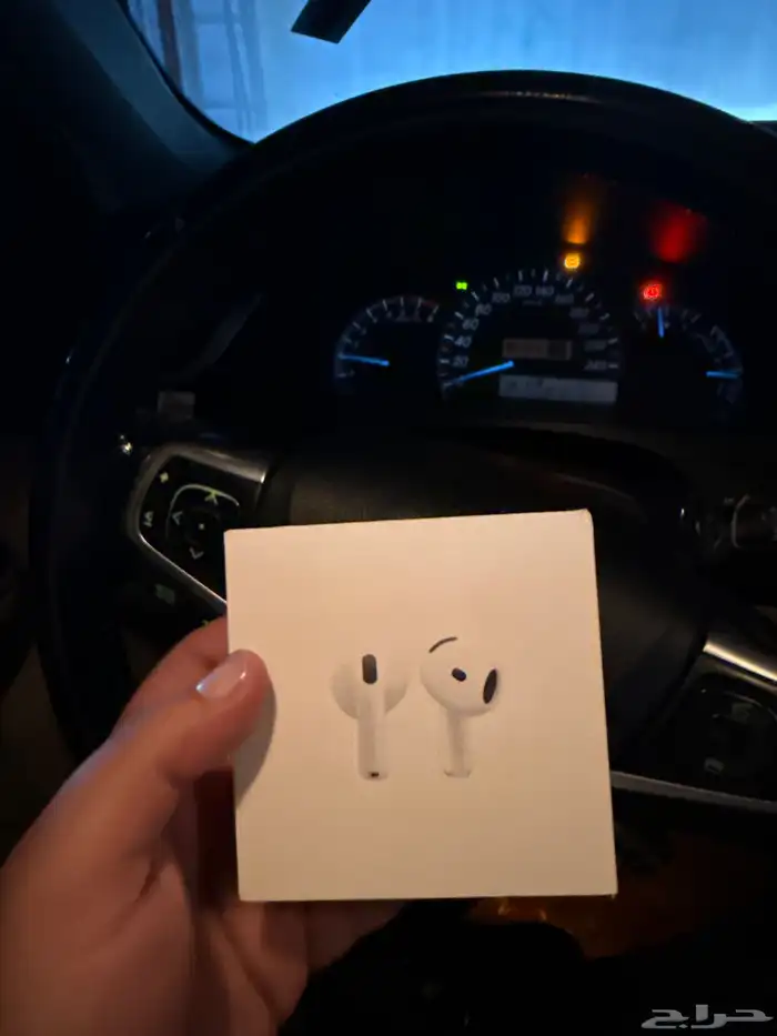 سماعه Airpods4 ابل 1