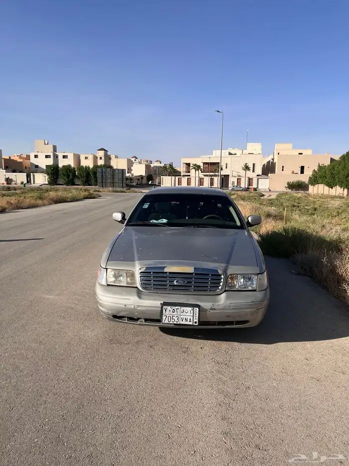 فورد فكتوريا 2005 ممشى قليل 3