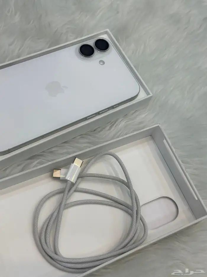 ايفون 16 بلص 2