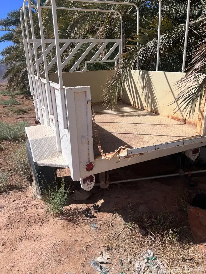 مقطوره للبيع 1