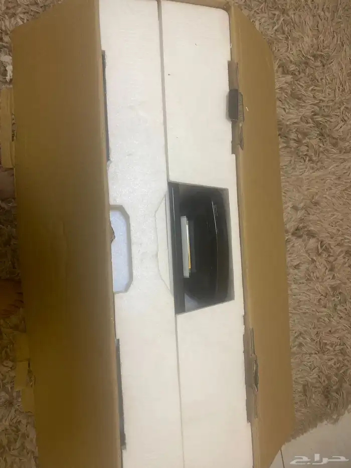 مكواه بخار ملابس برينيس بالكرتون شبه جديده 1