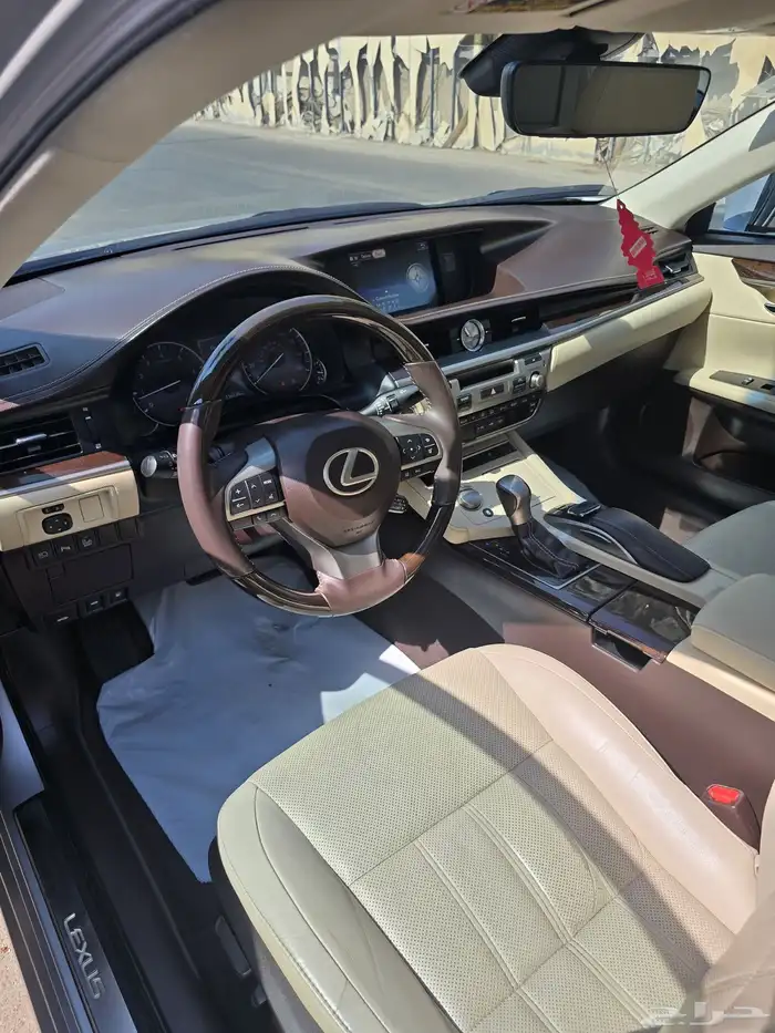 LEXUS ES350 2016 12