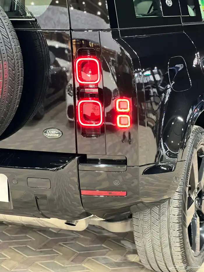 ديفندر 2023 ناغي 4